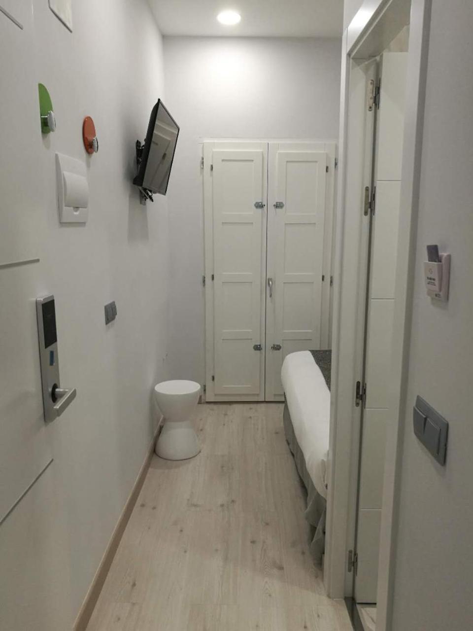 Hostal Palacio Luna Madrid Dış mekan fotoğraf