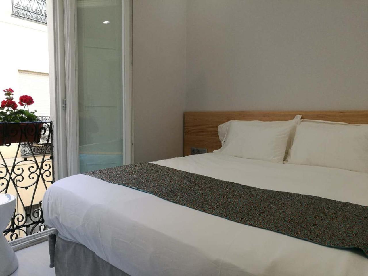 Hostal Palacio Luna Madrid Dış mekan fotoğraf