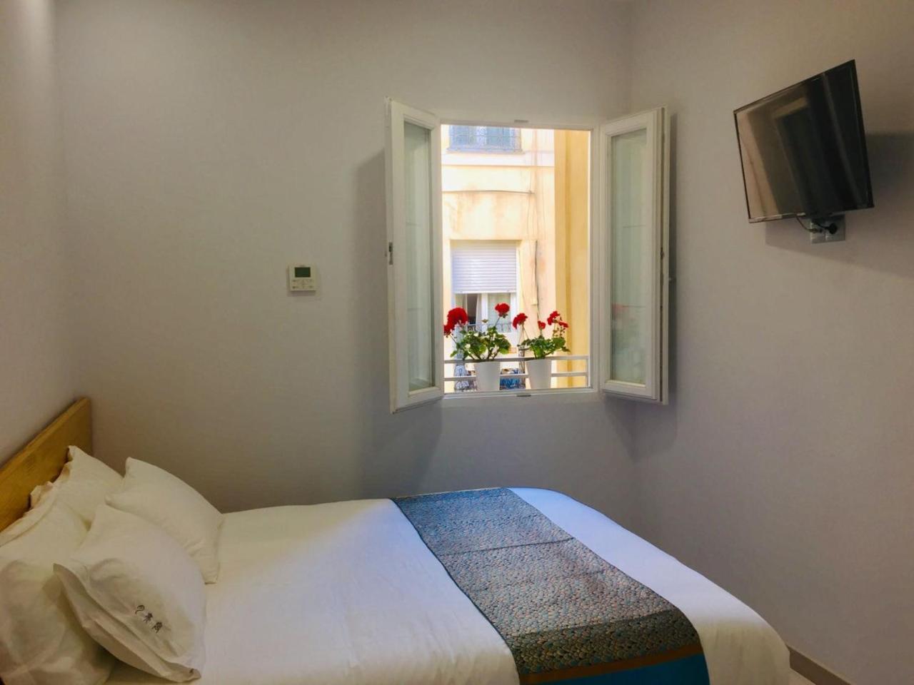 Hostal Palacio Luna Madrid Dış mekan fotoğraf