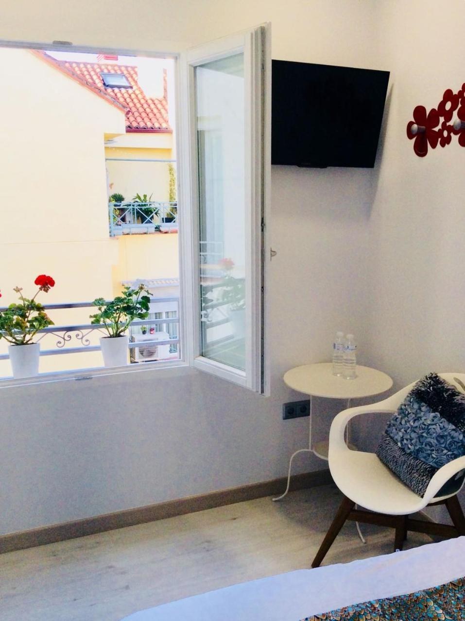 Hostal Palacio Luna Madrid Dış mekan fotoğraf